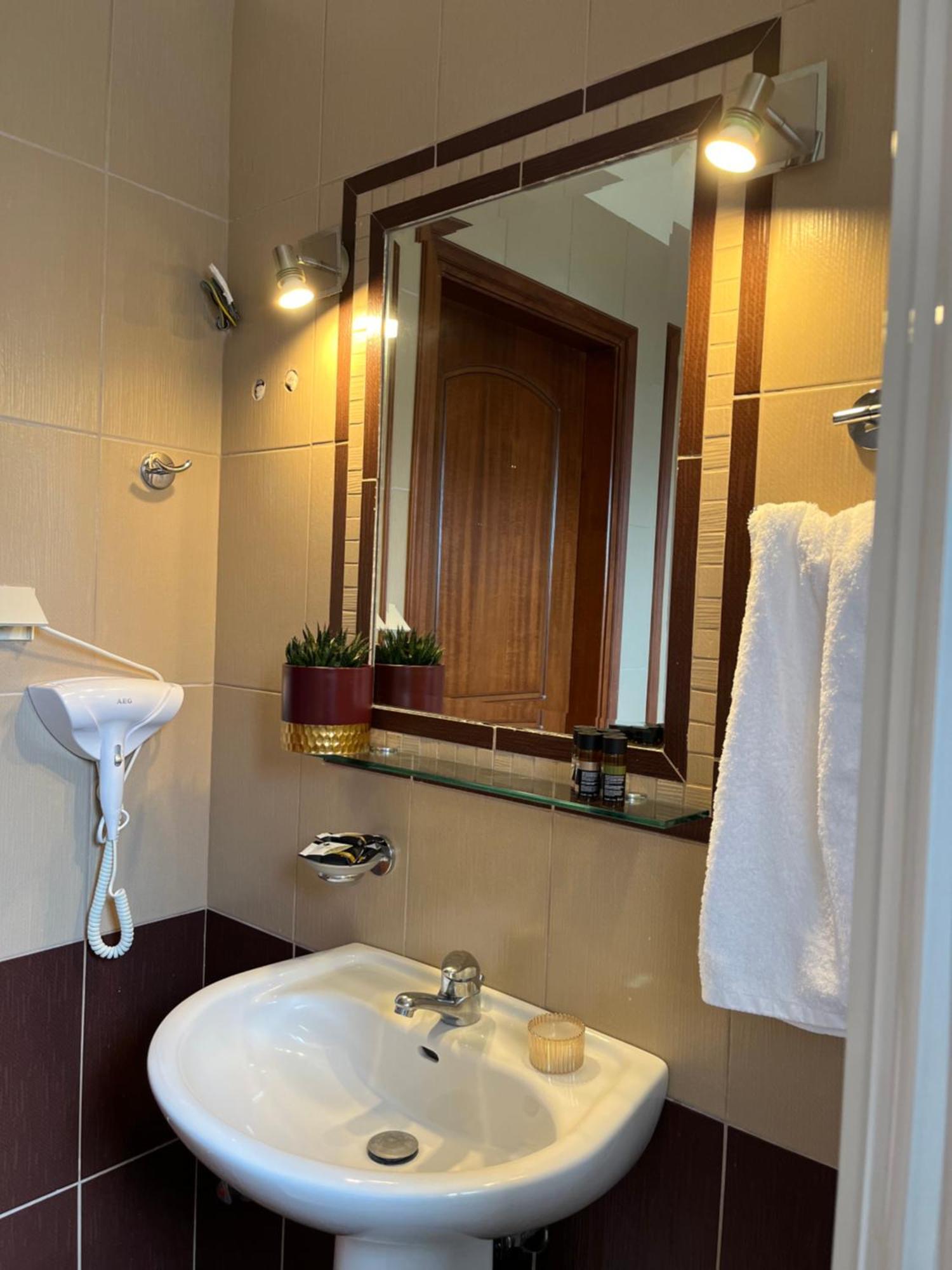 Agnanti Zitsas Hotel Eksteriør billede